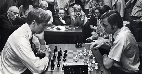 Chess Master vs. Chess Amateur – World Chess Hall of Fame