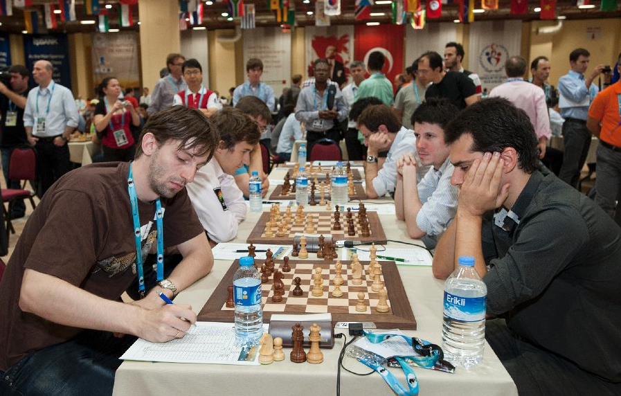 2012ChessOlympiadRd10byDavidLlada5