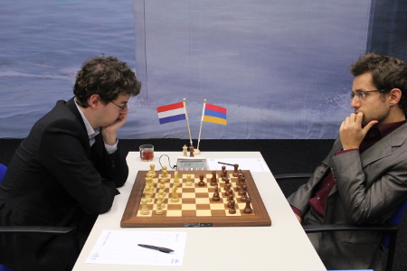 l'Ami vs. Aronian, Day 9, 2013 Tata Steel Chess Tournament, Photo Courtesy Official Website www.tatasteelchess.com